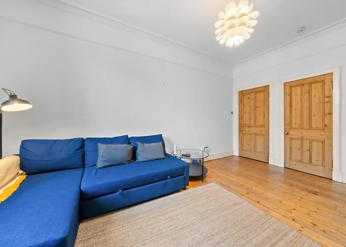 Thorntree 2 Bedroom With Sofa Bed - *