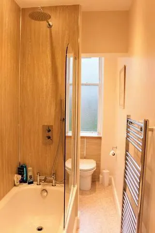 Bright Modern Arthurs Seat 2 Bedroom *