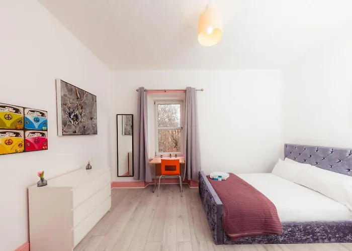 Cosy By The Meadows 11 דירה *