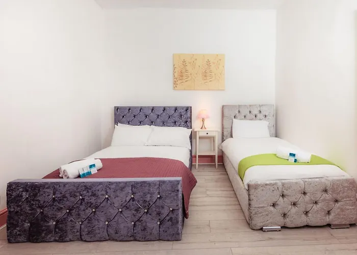 Cosy By The Meadows 11 אדינבורו