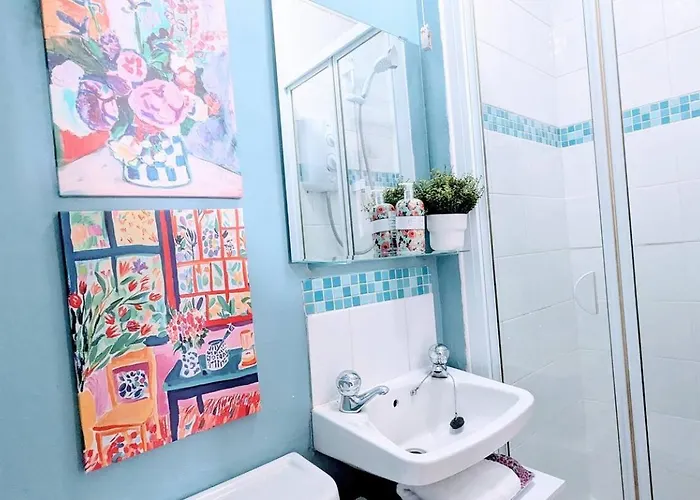 Cosy 1 Bedroom Next To Fountain Park - Apartament