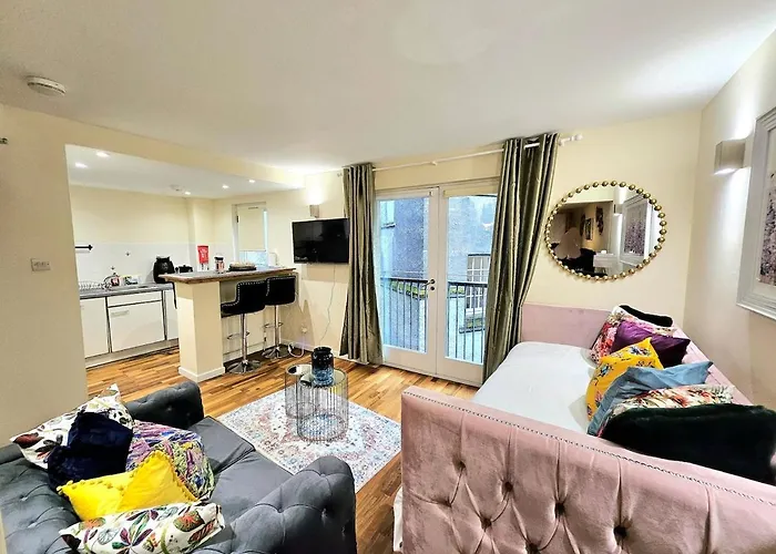 2 Bedroom, 4 Beds -grassmarket אדינבורו