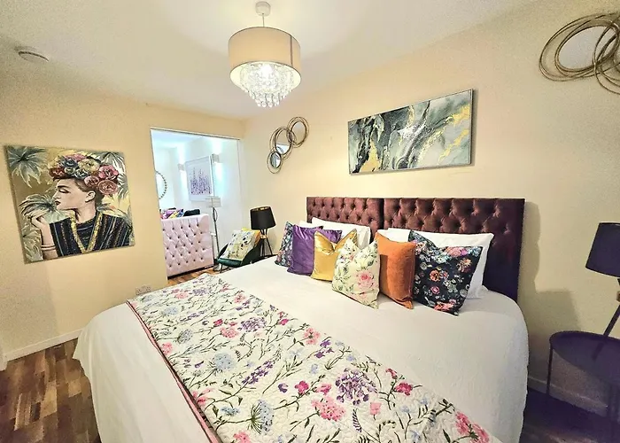 2 Bedroom, 4 Beds -grassmarket