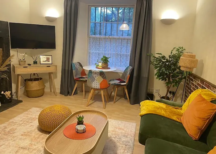 Cosy Flat In Heart Of Apartment