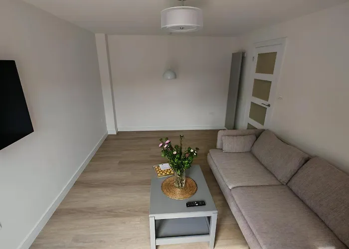 Cozy Corner 2 Bedroom House *