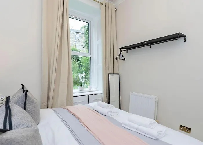 דירה The Compact Caledonian Flat - Haymarket