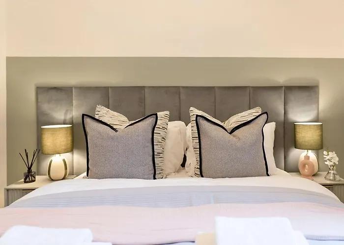 The Compact Caledonian Flat - Haymarket Эдинбург