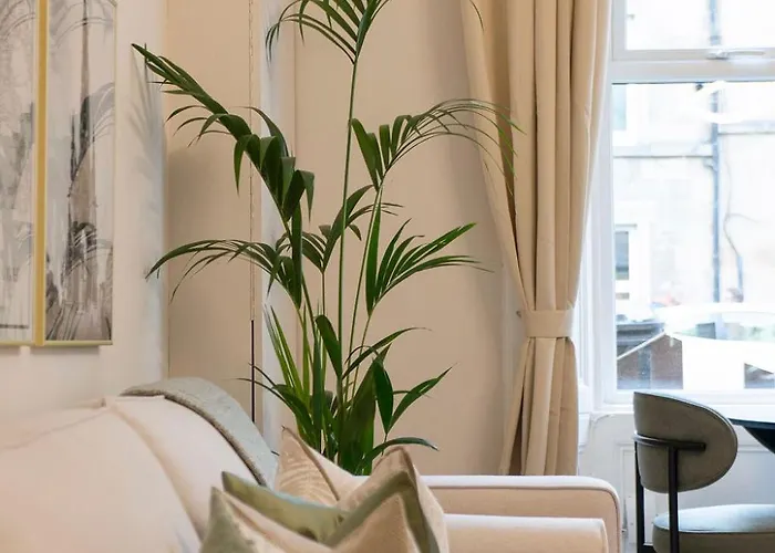 דירה The Compact Caledonian Flat - Haymarket