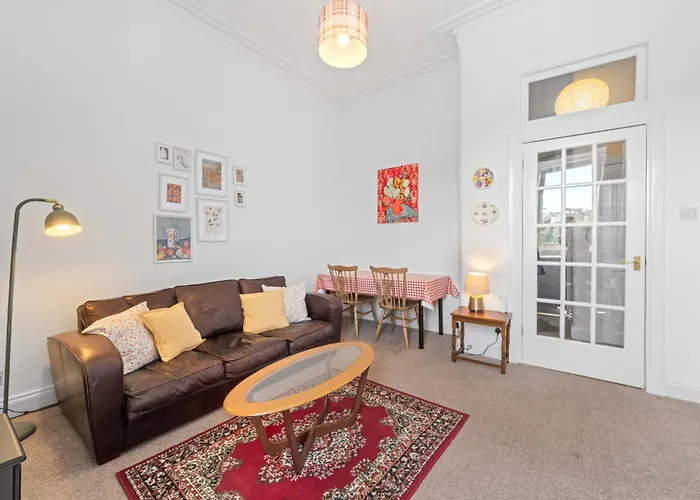 Cosy 1 Bedroom Next To Fountain Park - * Edinburgh