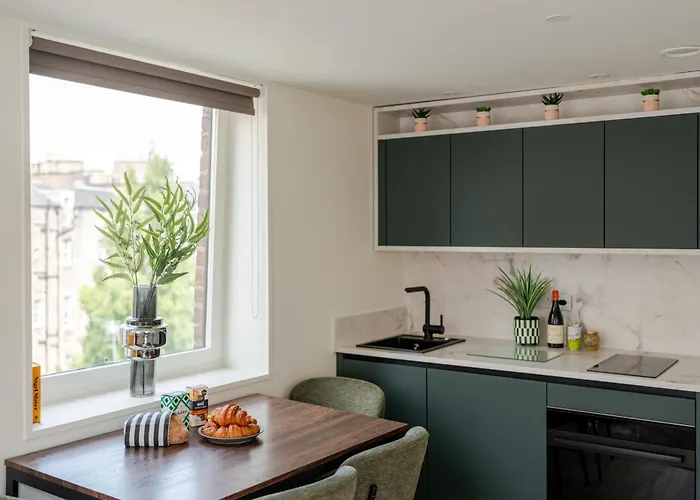 Broughton Market 3* Edinburgh