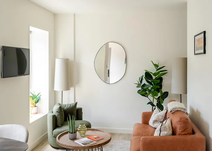 Broughton Market Apartment 3*