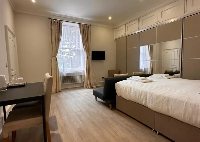 Deans Hotel Edinburgh