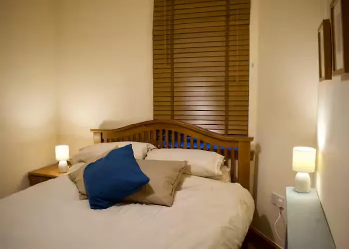 Apartment Newly Refurbed With Free Parking