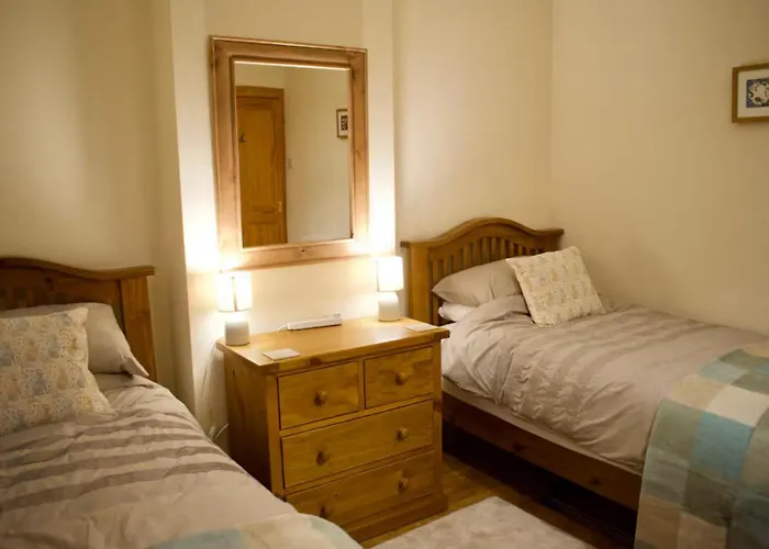 Apartment Newly Refurbed With Free Parking *