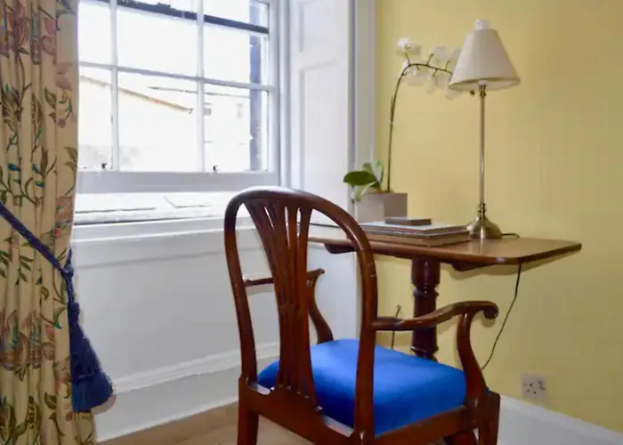 Thistle Street At Heart Of The Centre Apartment