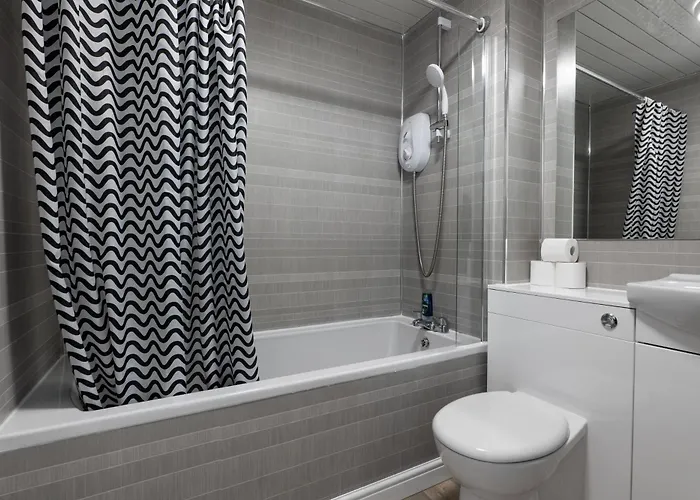 Holyrood Duplex 3-bedroom *