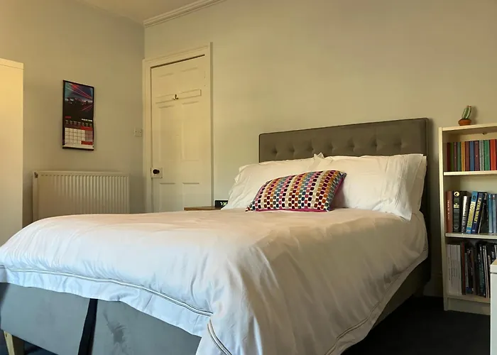 Georgian Townhouse In Centre 빌라