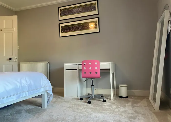 Georgian Townhouse In Centre 빌라