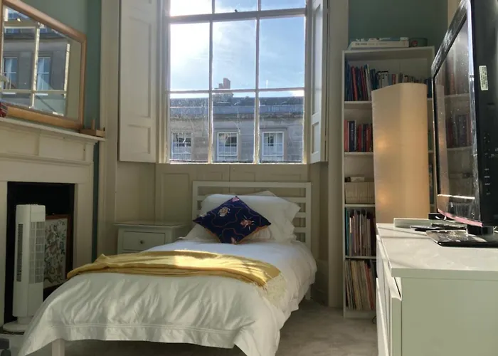 빌라 Georgian Townhouse In Centre 에든버러