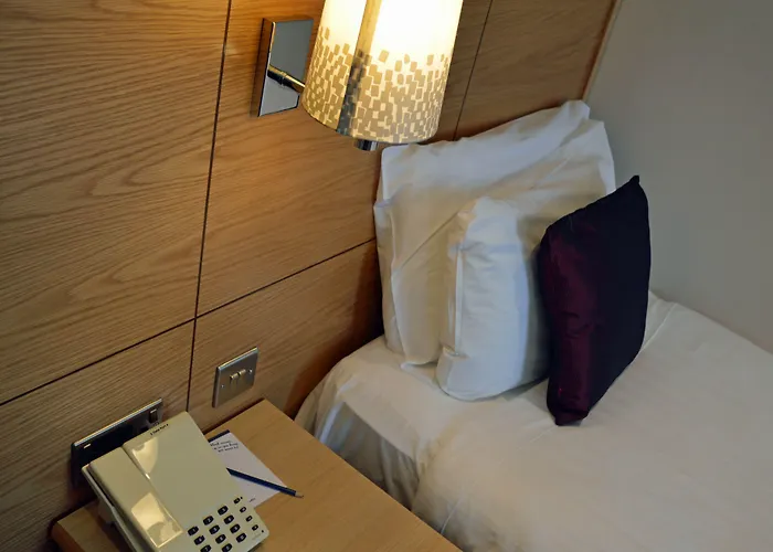 Hotel Western Kings Manor 3*