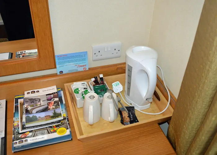 Western Kings Manor Hotel 3*