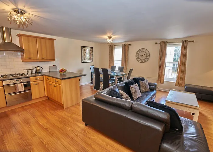 Pearl - Haymarket Edinburgh