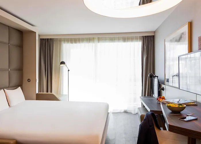 Apart-hotel Adagio Royal Mile 4*