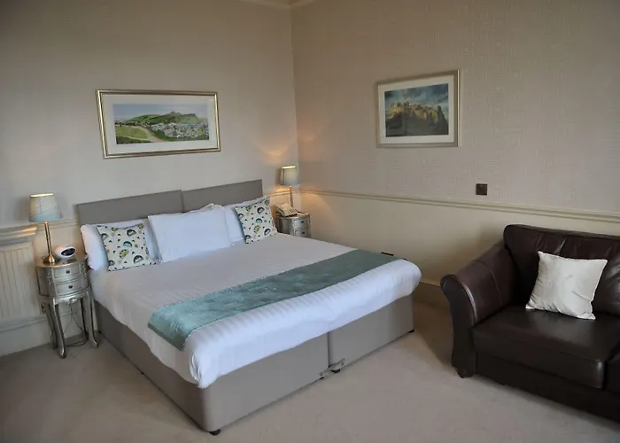 Hotel Braid Hills 3*