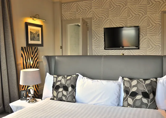 Hotel Braid Hills 3*