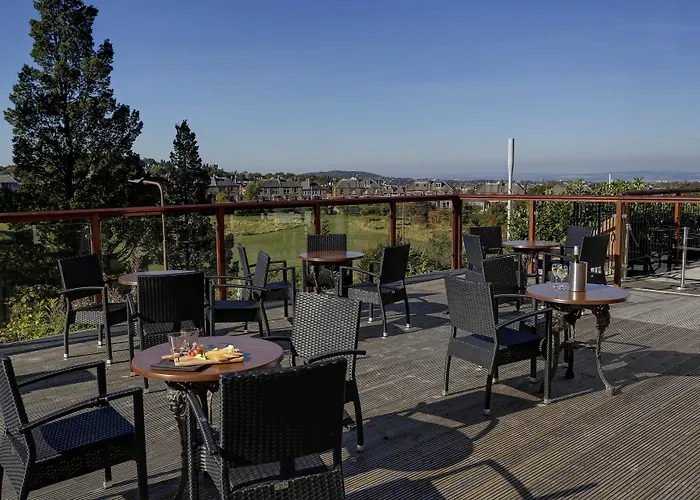 Hotel Braid Hills 3*