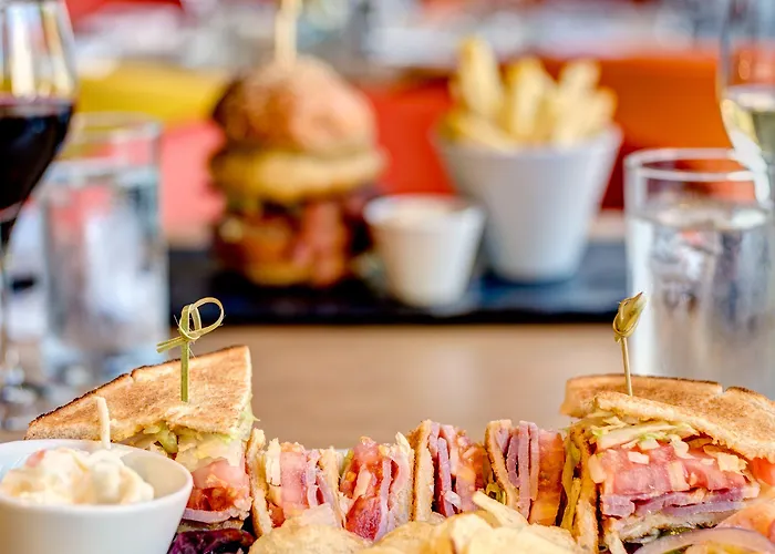 Отель Apex Grassmarket