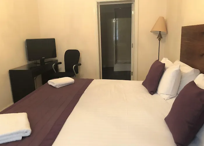 Apartmanhotel Cairn & 3*