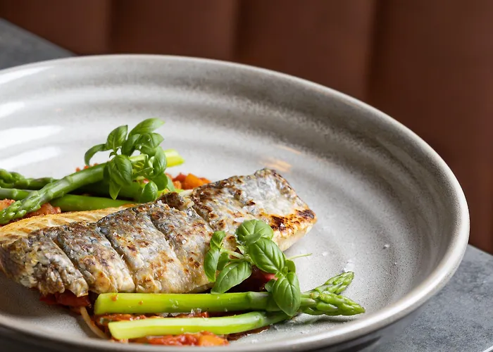 Four Points By Sheraton Hotel 4*