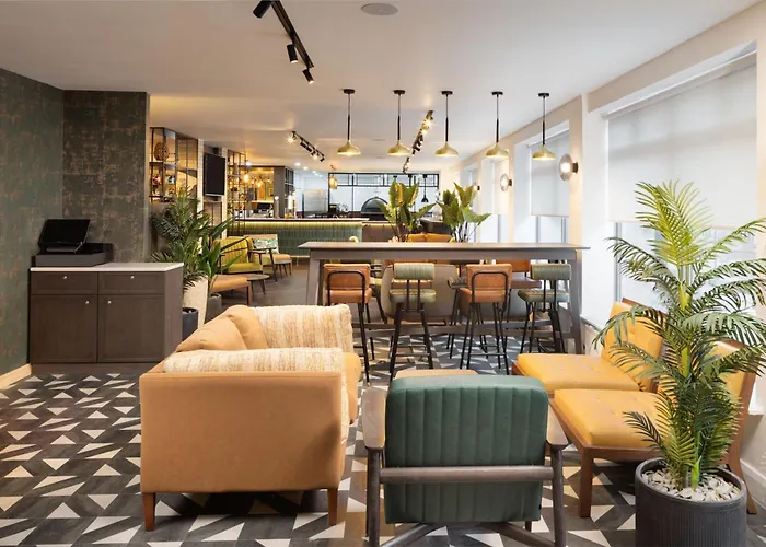 Four Points By Sheraton Hotel 4*