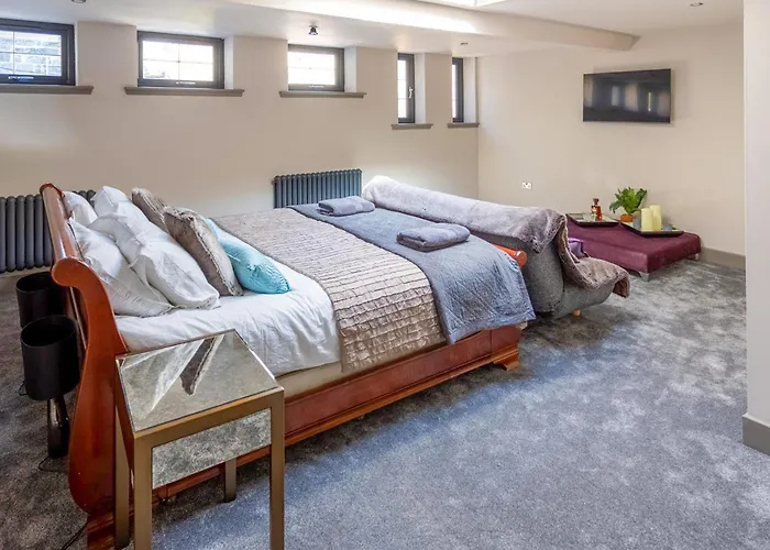 New York Style Loft * Edinburgh