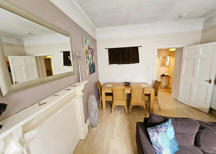 Апартаменты Charming 2bd Flat 10 Minutes To Castle Эдинбург