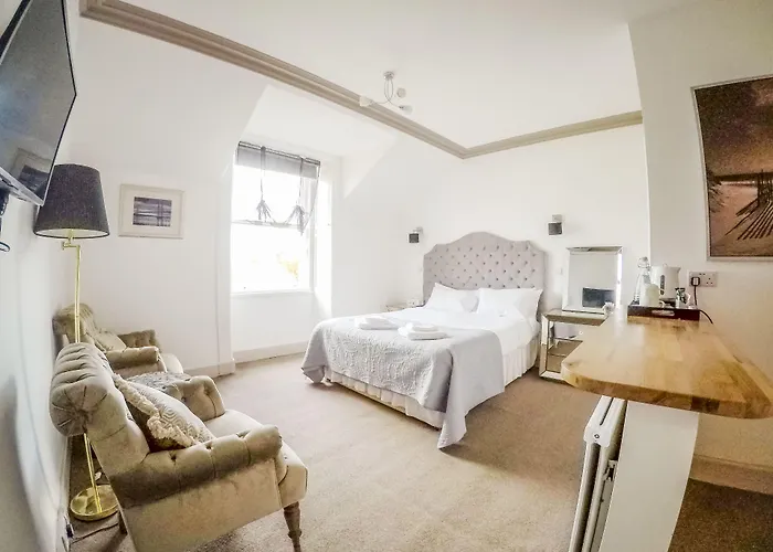 Гостевой дом Allison House 17 3*