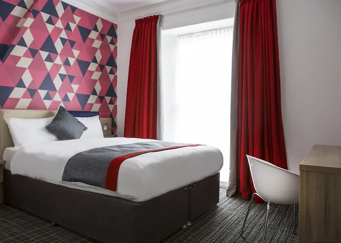 호텔 Four Points Flex By Sheraton 3*
