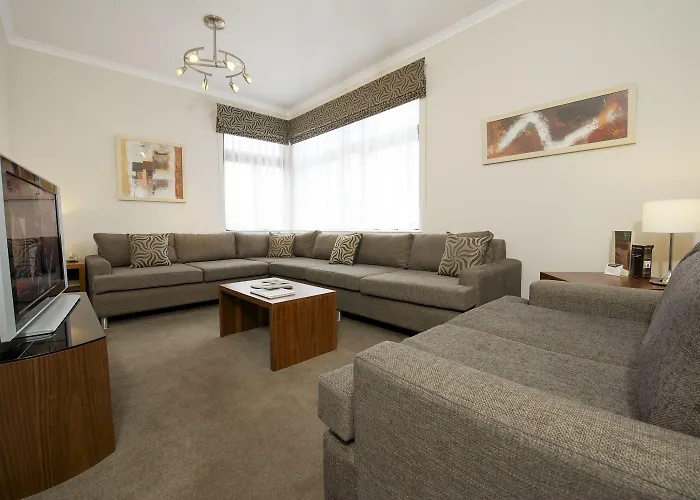 The Knight By Mansley 4*