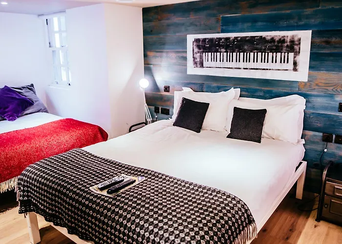 Otel Stay Central Hotel 3*