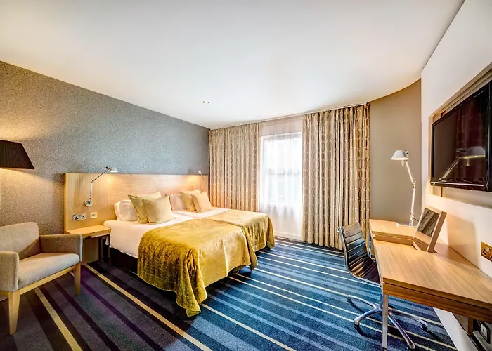 Szálloda Apex Of 4*