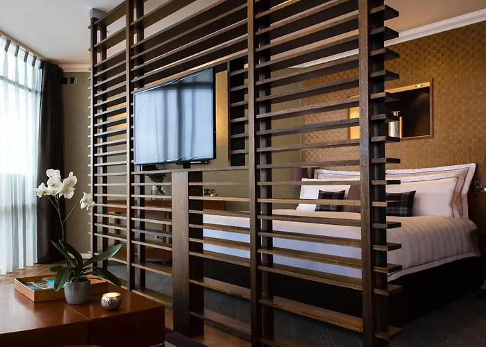 Hotel The Glasshouse, Autograph Collection 5*