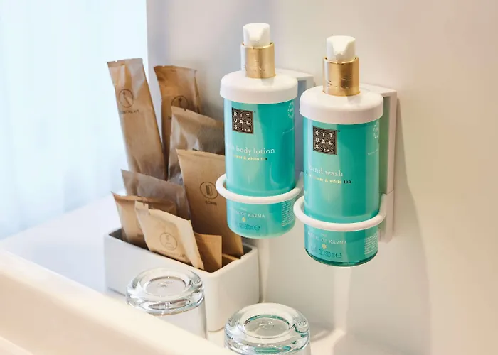 Novotel Centre Hotel 4*