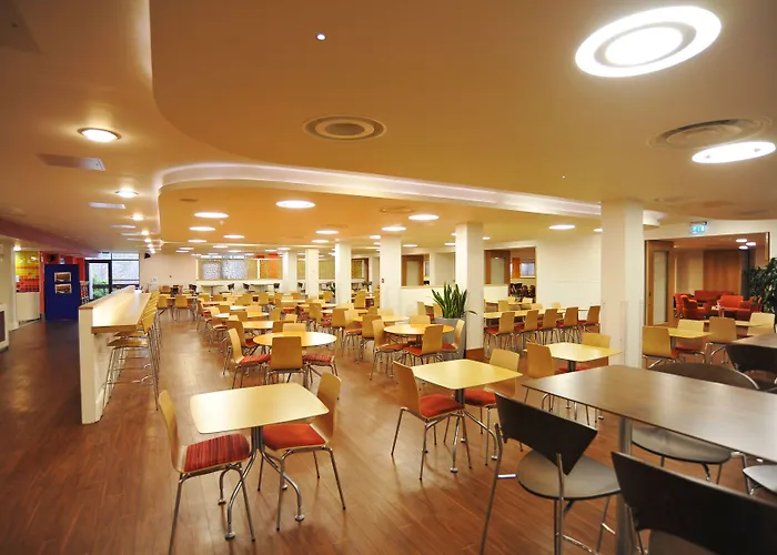 Summer At The Of * Edinburg