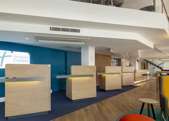 Express Centre By Ihg Hotel