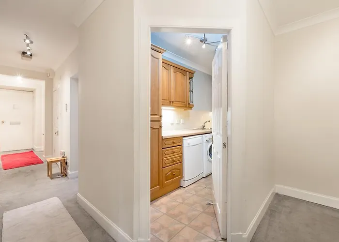 Rose Street Edinburgh