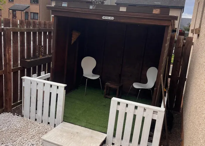 Hutchison בית נופש