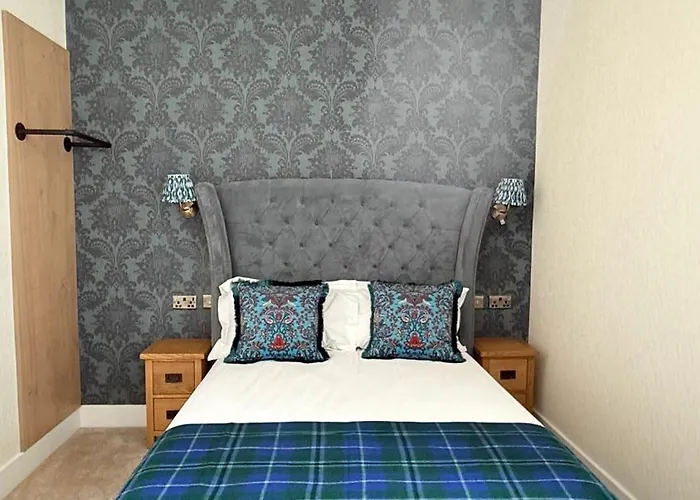 Armadillo Guest House- Adults Only