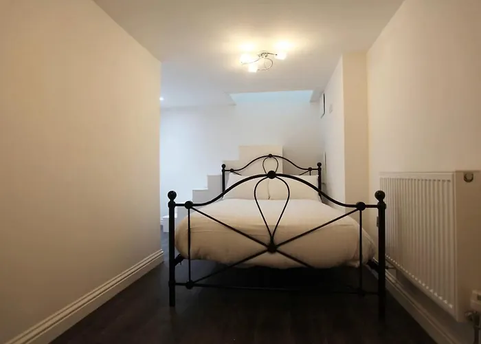 Fantastic 1 Bed In Heart Of Lägenhet *