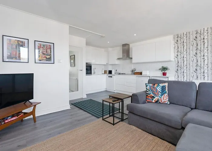 Leith's Bright Abode דירה *